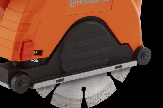 Husqvarna hg125b schleifmaschine + ladegerät 2x akku 970596301 