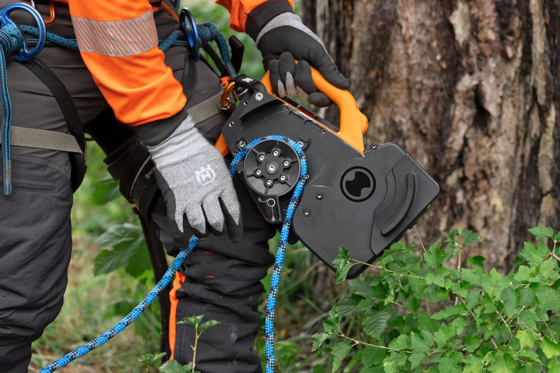 Buy Husqvarna battery power ascender rope elevator 970735801